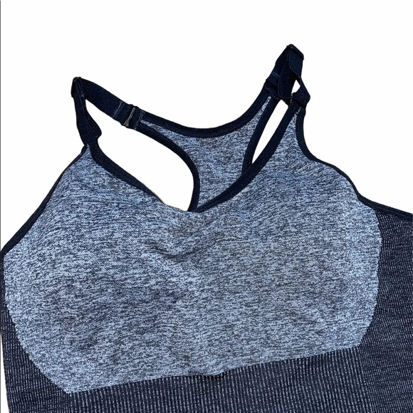 Layer 8 athletic padded sports bra grey size 1X - Picture 1 of 3